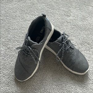 TOMS ladies Gray Casual Shoes
